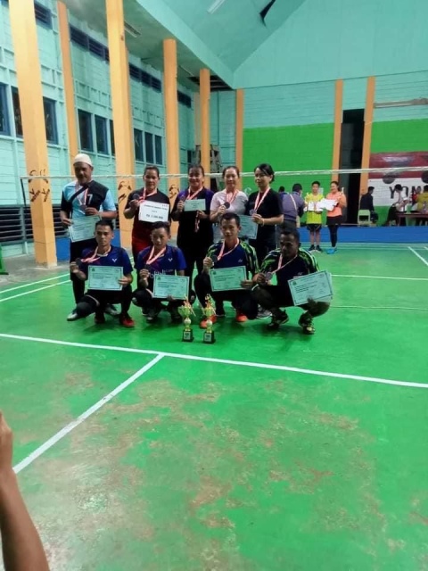 Tim Badminton Desa Apau Ping