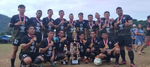 Tim Sepakbola Desa Apau Ping